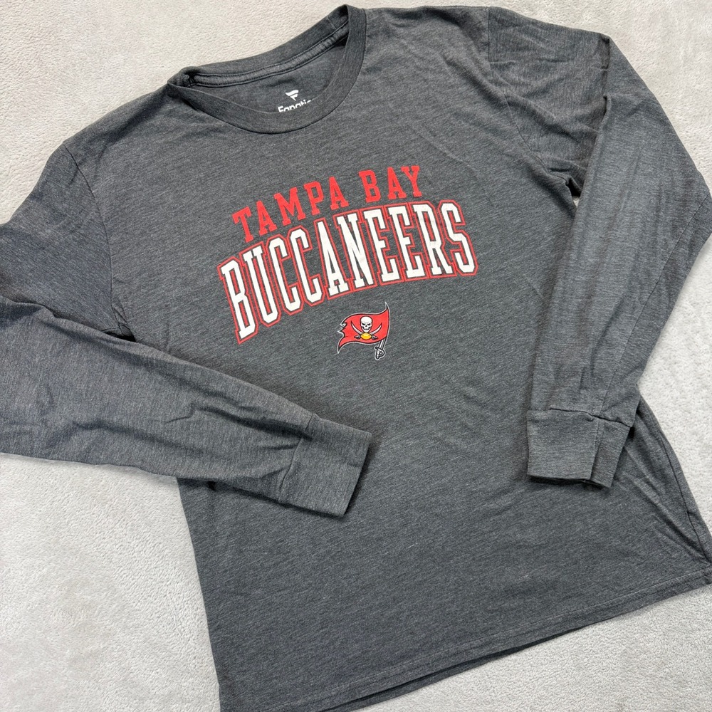 Tampa Bay Buccaneer Shirt Youth XL Fanatics Long Sleeve T-Shirt Gray NFL Graphic